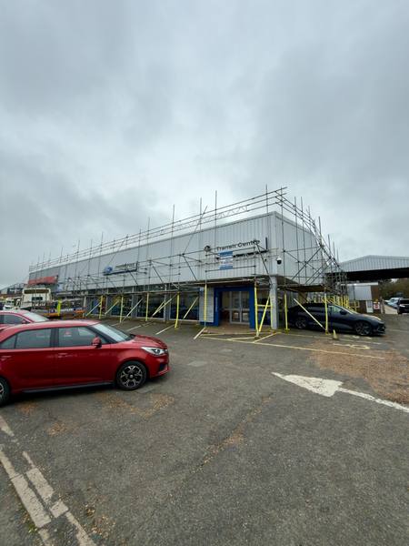 Ford Transit Centre scaffolding