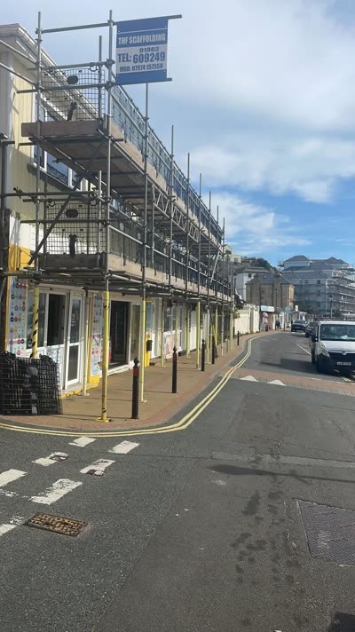 Ventnor Esplanade redecoration scaffolding