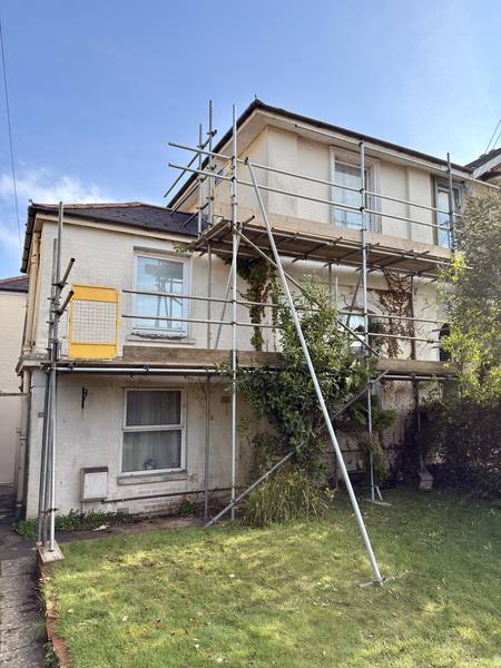 Two-storey house front scaffolding