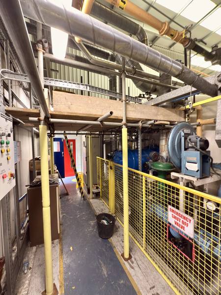 Industrial plant piping scaffolding